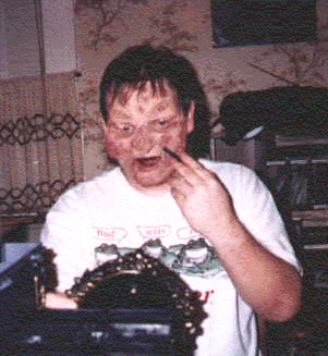 myface.gif (70882 bytes)
